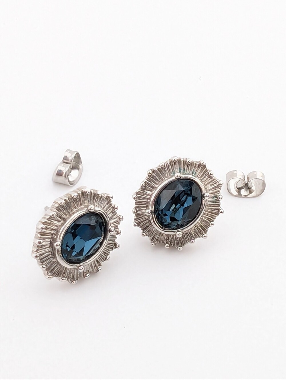 Vintage Avon Silver Tone Faux Sapphire Blue Oval Halo Stud Earrings